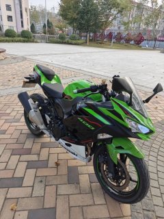Kawasaki Ninja 400 - ფოტო 3