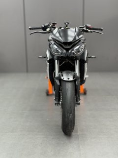Triumph Street Triple 765 - ფოტო 1