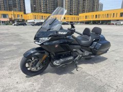 Honda Gold Wing GL1800 - ფოტო 5