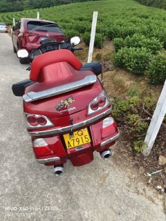 Honda Gold Wing GL1800 - ფოტო 1
