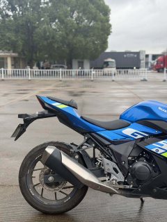 Haojue Suzuki GSX250R - ფოტო 4
