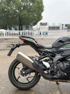 Kawasaki ZX-4R 400 cc - фото 4