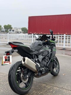 Kawasaki ZX-4R 400 cc - фото 5