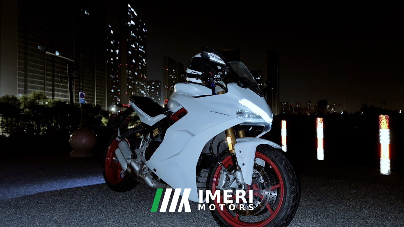 2019 Ducati SuperSport 939 cc