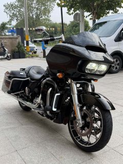 Harley-Davidson Road Glide 1868 cc - ფოტო 1