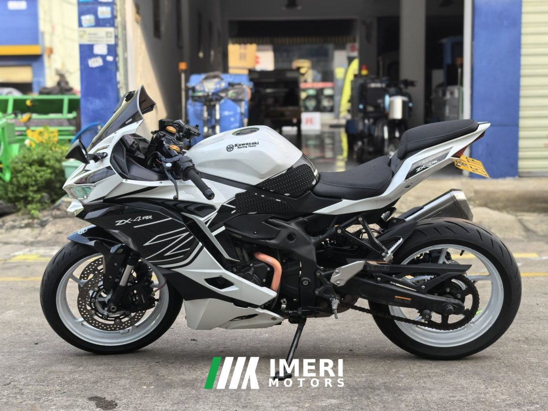 Kawasaki ZX-4R 400 cc - мотоцикл из Китая