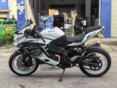 Kawasaki ZX-4R 400 cc - фото 1