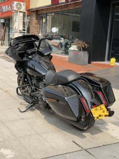 Harley-Davidson Road Glide 1923 cc - ფოტო 6