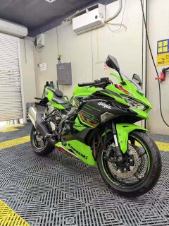 Kawasaki ZX-4R 400 cc - фото 1