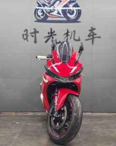 Honda CBR500R Four - photo 2