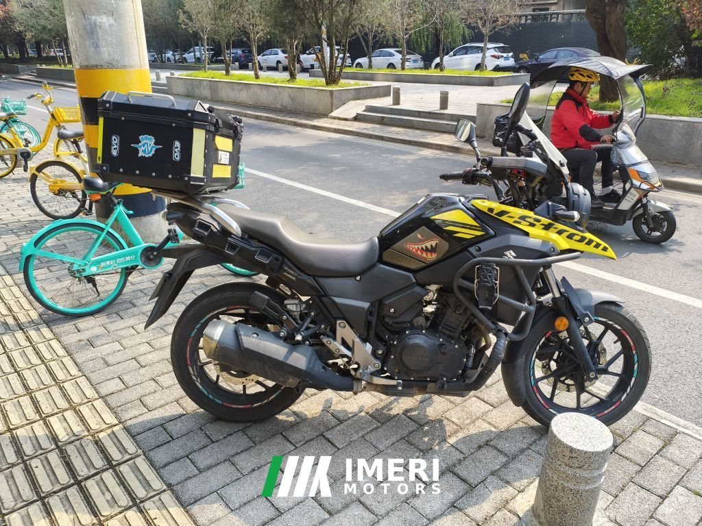 Haojue Suzuki DL250 - motorcycle from China