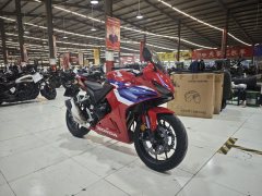 Honda CBR400R - ფოტო 4
