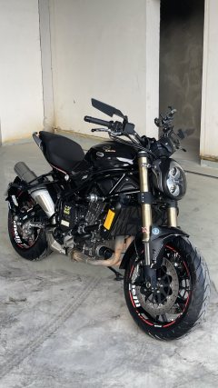 Benelli 752S 750 cc - ფოტო 1