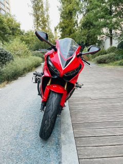 Honda CBR650R - ფოტო 2