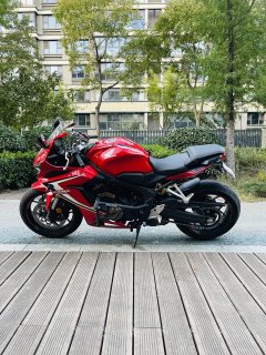 Honda CBR650R - ფოტო 5