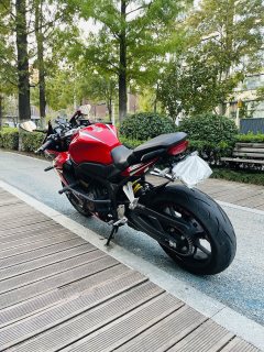 Honda CBR650R - ფოტო 8