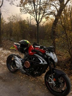 MV Agusta Brutale 800 - ფოტო 2