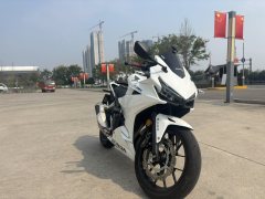 Honda CBR400R - ფოტო 2