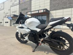 Honda CBR400R - ფოტო 4
