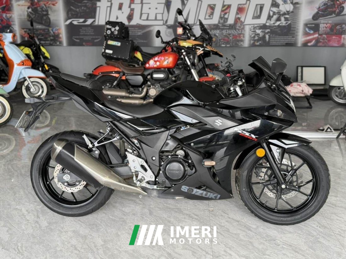 Haojue Suzuki GSX250R - motorcycle from China