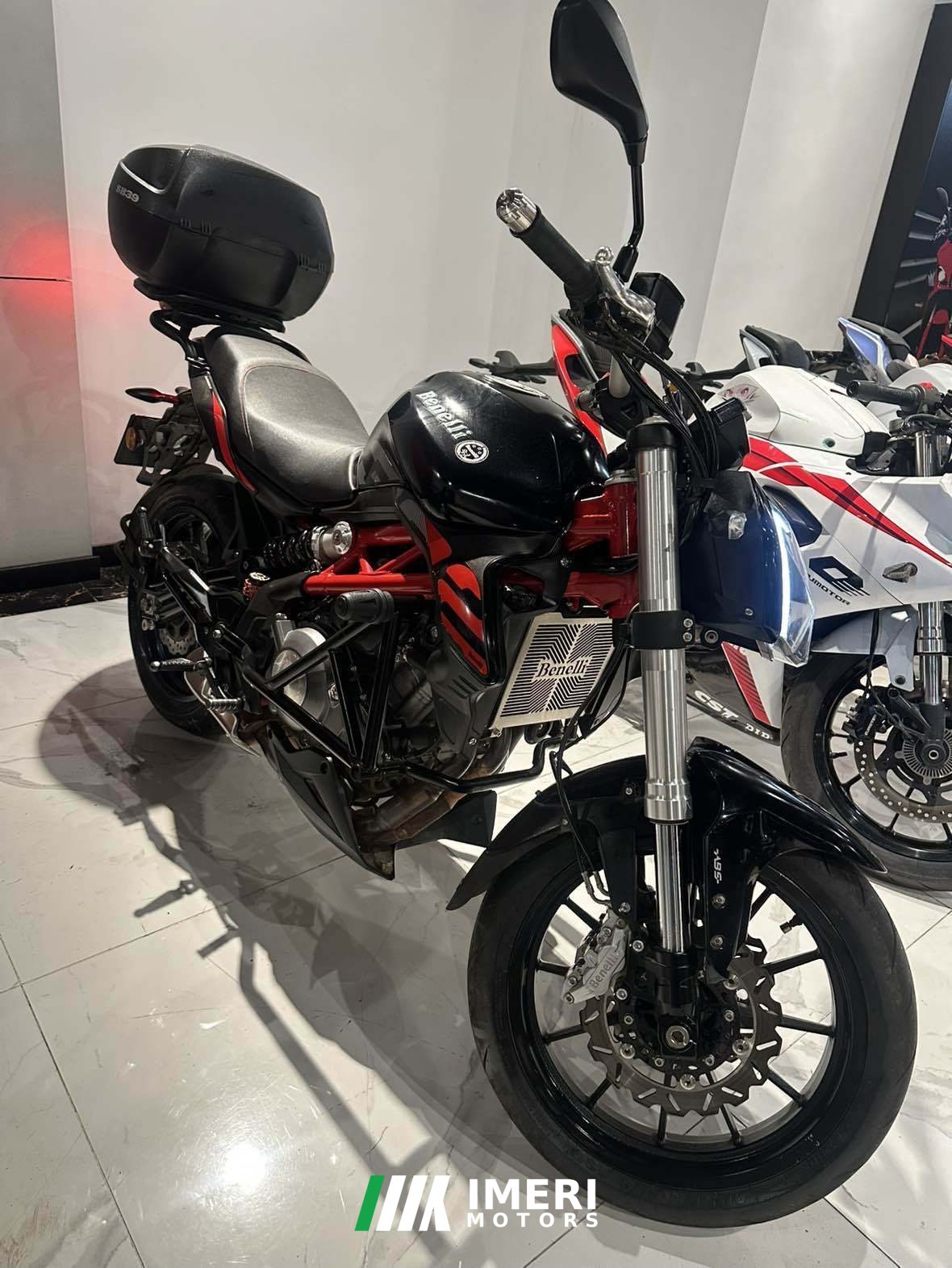 2019 Benelli TNT 300 / BN 302S