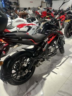 Benelli TNT 300 / BN 302S - ფოტო 5