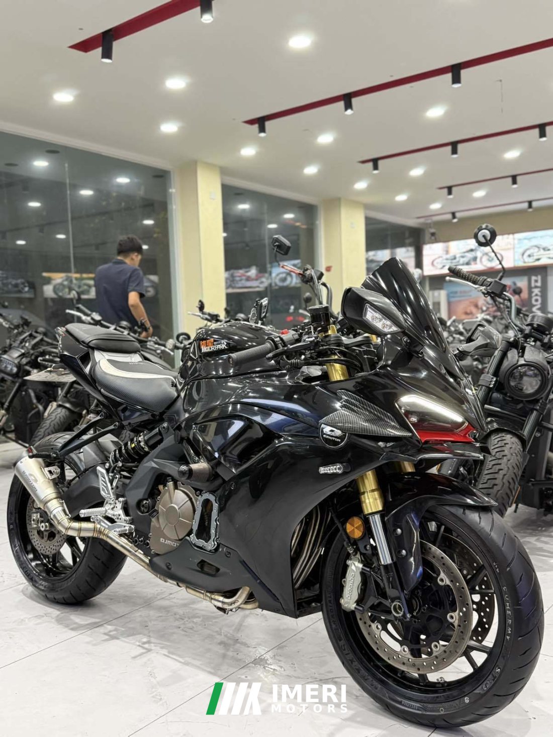 QJMOTOR Sai 600 - მოტოციკლი ჩინეთიდან