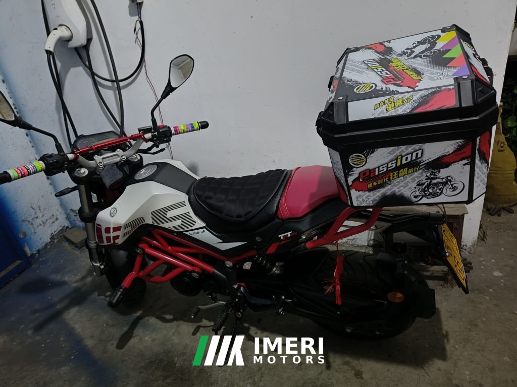 Benelli Tyrannosaurus TNT125 135 cc - motorcycle from China