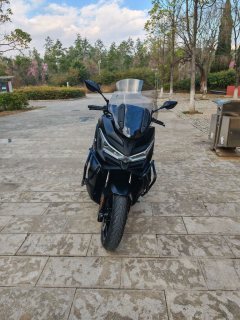 Voge SR4 Max 350 cc - ფოტო 2