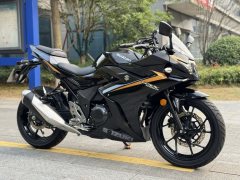 Haojue Suzuki GSX250R - ფოტო 1