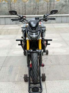 BMW G 310 R - ფოტო 4