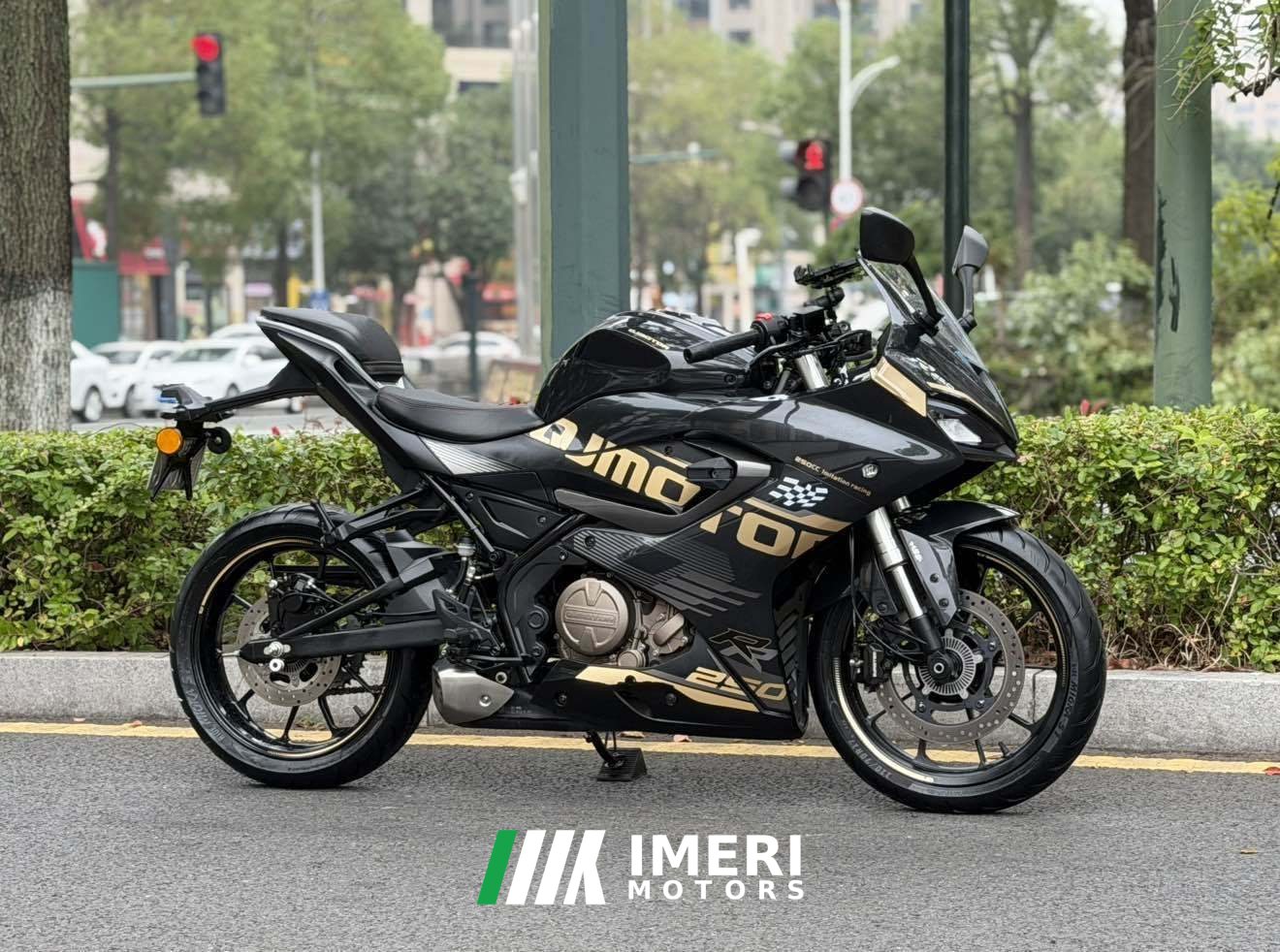 2022 QJMOTOR SRK 250