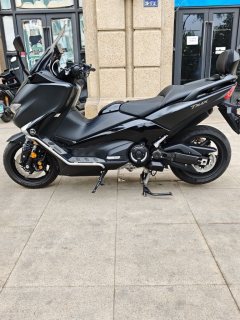 Yamaha TMAX 560 cc - фото 4