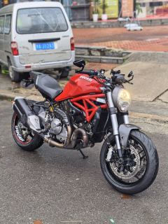 Ducati Monster 821 - ფოტო 1