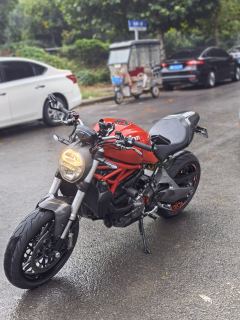 Ducati Monster 821 - ფოტო 3