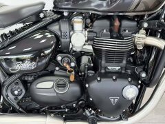 Triumph Bonneville Bobber 1200 cc - photo 8