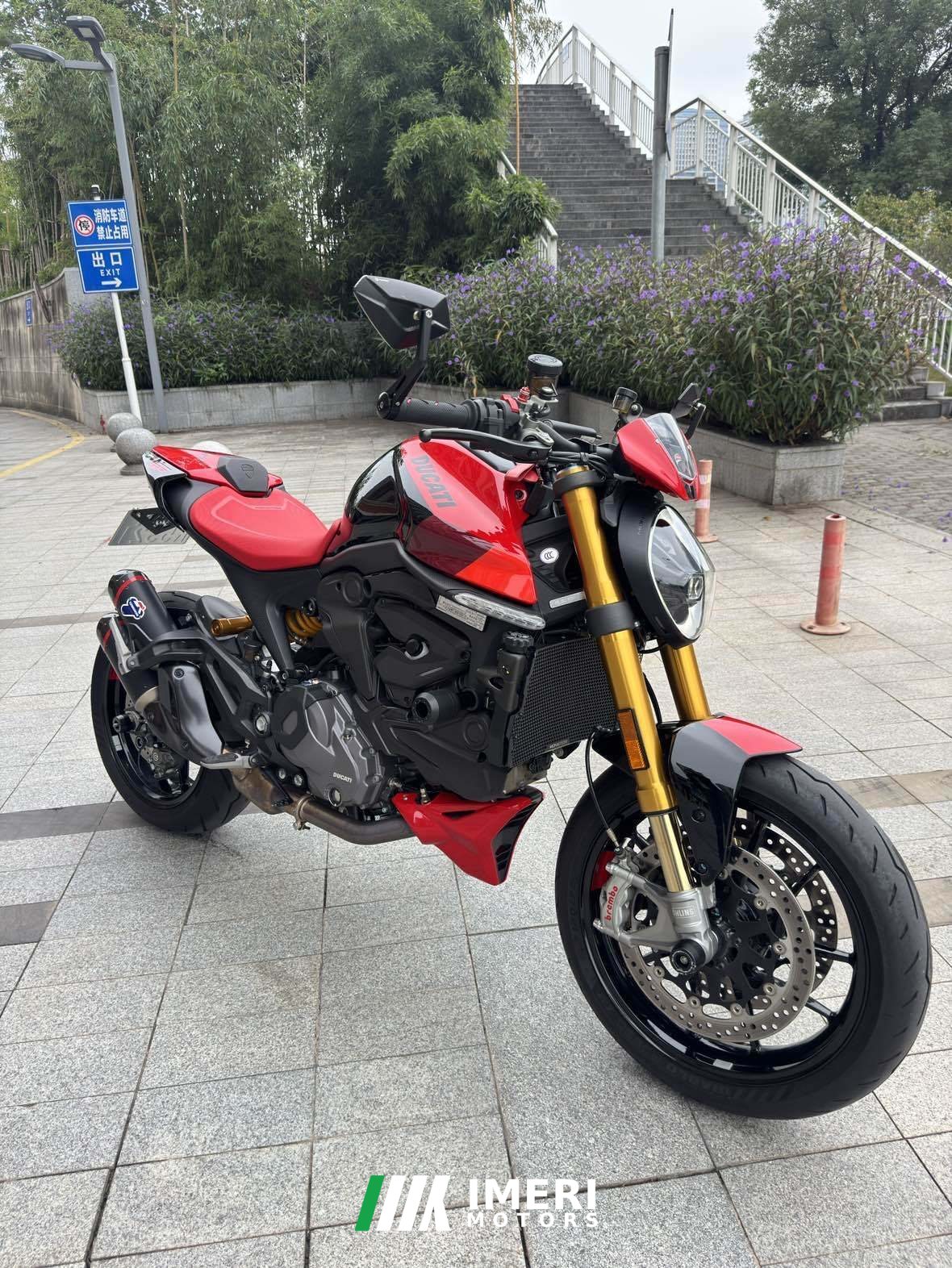 2023 Ducati Monster 950 cc