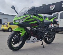 Kawasaki Ninja 400 - ფოტო 2
