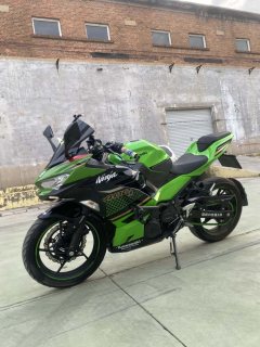Kawasaki Ninja 400 - ფოტო 1