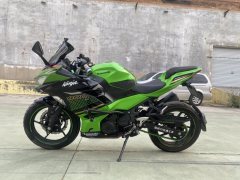 Kawasaki Ninja 400 - ფოტო 2
