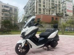 SYM Cruisym 250 - фото 8