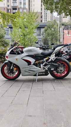 Ducati Panigale V2 955 cc - ფოტო 4