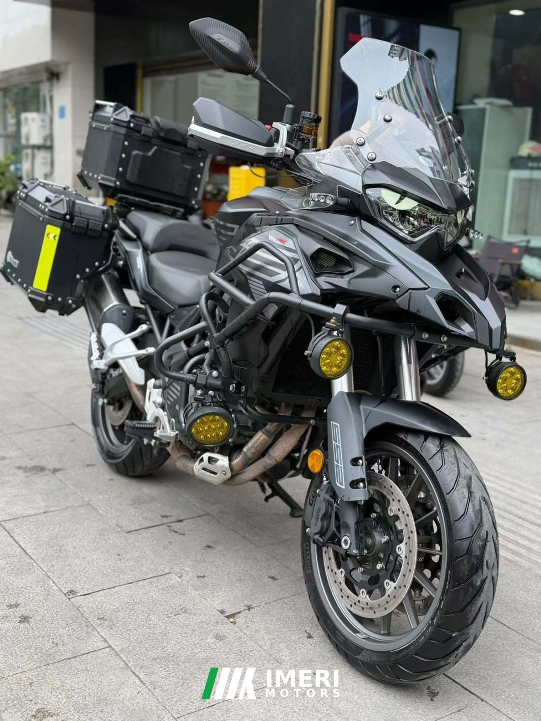 Benelli TRK552 550 cc - მოტოციკლი ჩინეთიდან