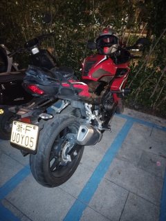 Honda CBR400R - ფოტო 2
