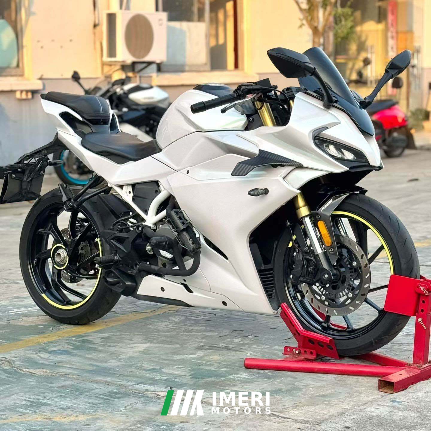 2022 CFMOTO 250SR