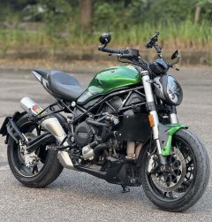 Benelli 752S 750 cc - ფოტო 1