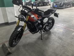 Triumph Scrambler 400 X - фото 6