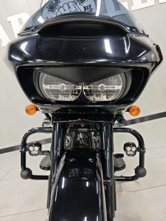 Harley-Davidson Road Glide 1923 cc - фото 8