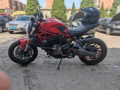 Ducati Monster 821 - ფოტო 1