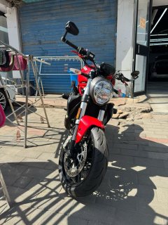 Ducati Monster 821 - ფოტო 2